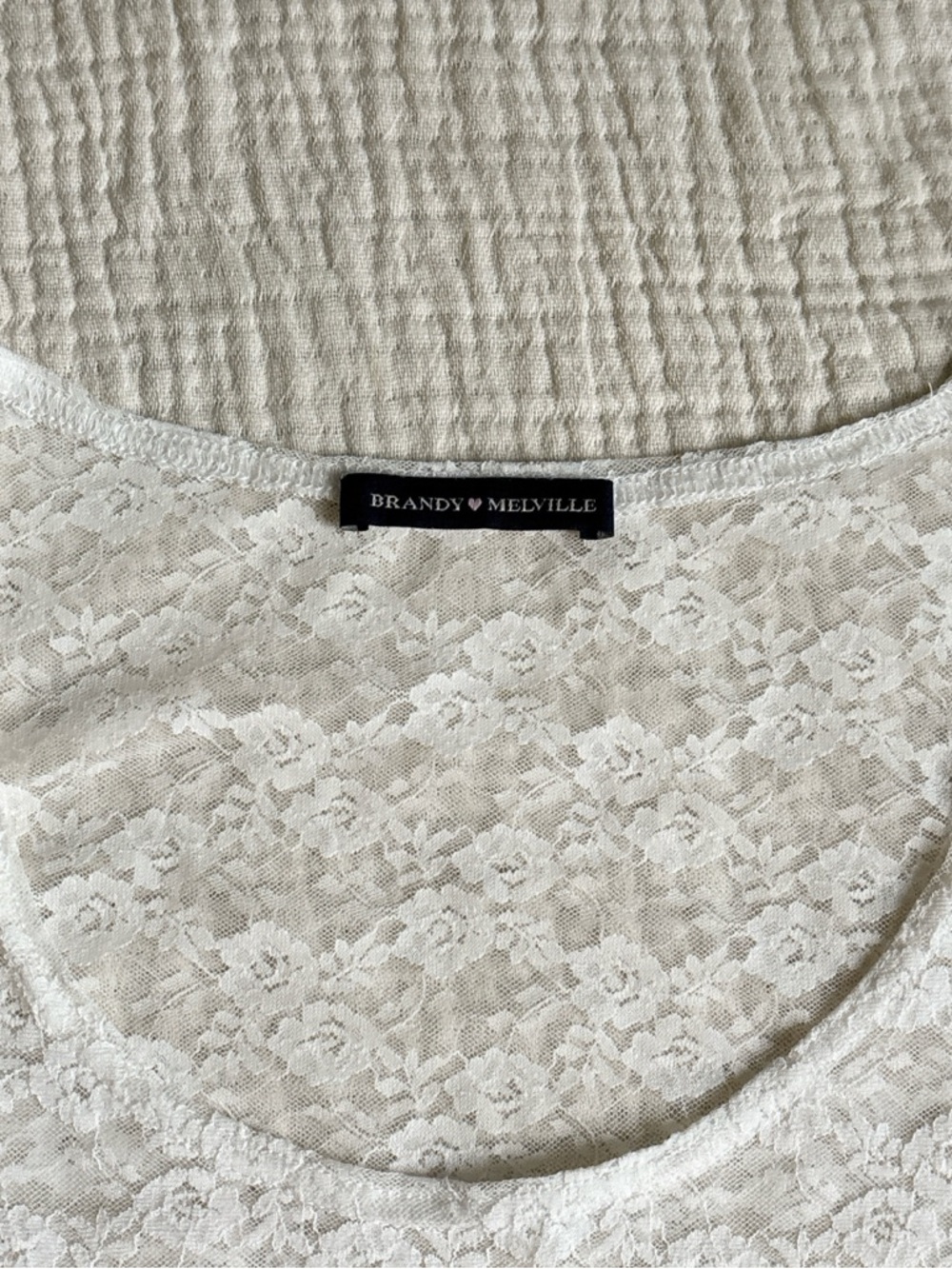 brandy melville white lace tee ˖𓍢ִ໋❀ - Picture 5 of 7